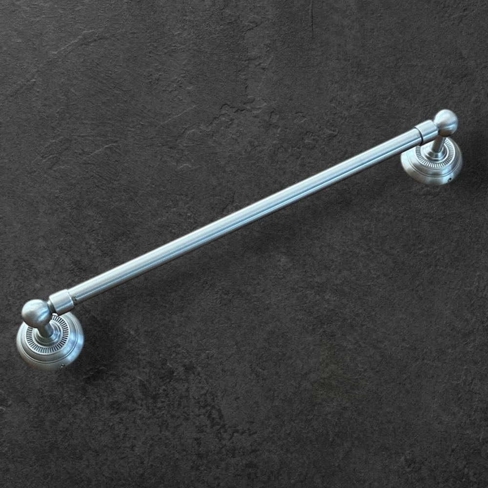 Pottery Barn 18" Clif Towel Bar